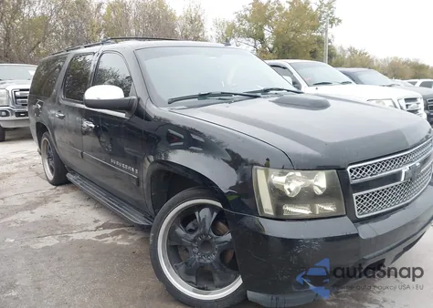 2008 Chevrolet Suburban 1500 Ltz из США, поврежденный, VIN 1GNFC160X8R122975